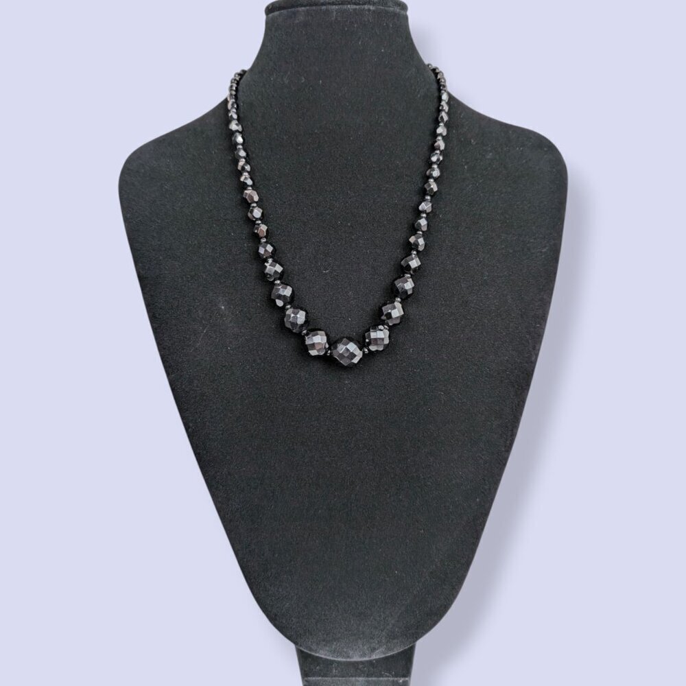 Vintage Short Faceted Black Glass Beaded Necklace